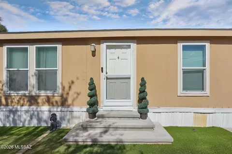 1440 W Panama Ln, Tucson, AZ 85705