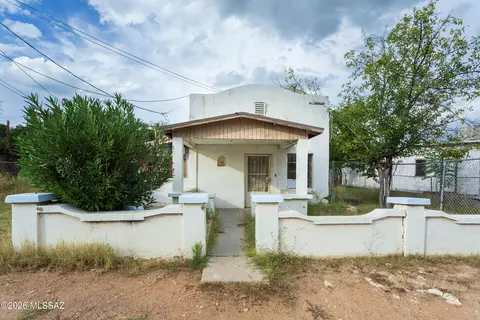 328 W Kino St, Nogales, AZ 85621
