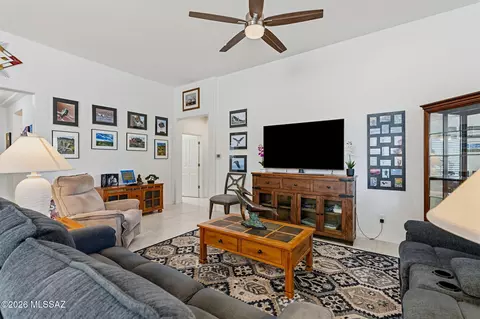 Living - 2476 E Rolling Meadow Ln, Green Valley, AZ 85614 photo 2 of 4
