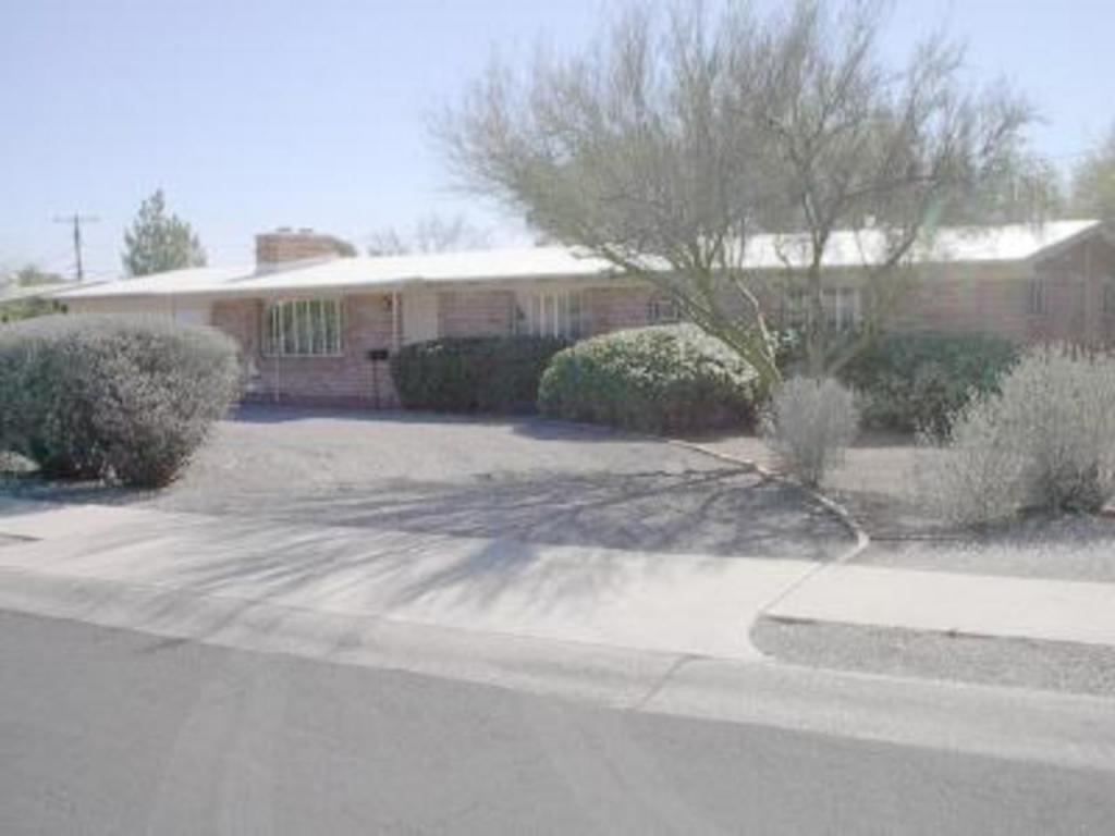 4332 E 7th St, Tucson, AZ 85711 photo 1