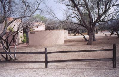 8755 E Bears Path Rd, Tucson, AZ 85749 photo 2