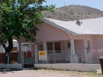 618 Hoatson, Bisbee, AZ 85603 photo 1