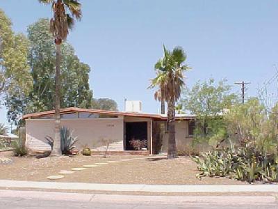 6719 E Montecito Dr, Tucson, AZ 85710 photo 2