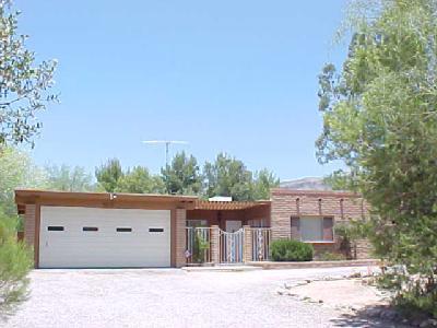 9237 E Walnut Tree Dr, Tucson, AZ 85749 photo 1
