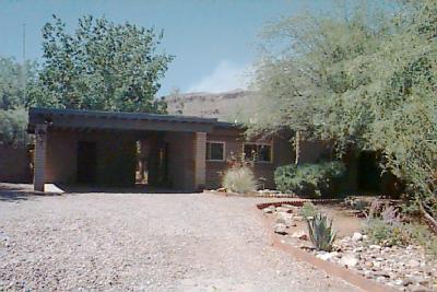 9255 E Walnut Tree Dr, Tucson, AZ 85749 photo 2