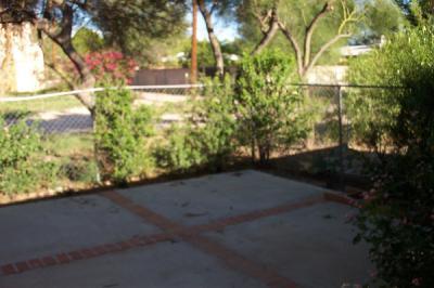 1424 E Grant Rd, Tucson, AZ 85719 photo 8