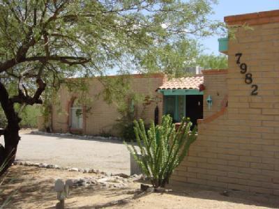 7982 E Coronado Rd, Tucson, AZ 85750 photo 1