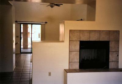 9465 E Lilly Bay Loop, Tucson, AZ 85710 photo 2