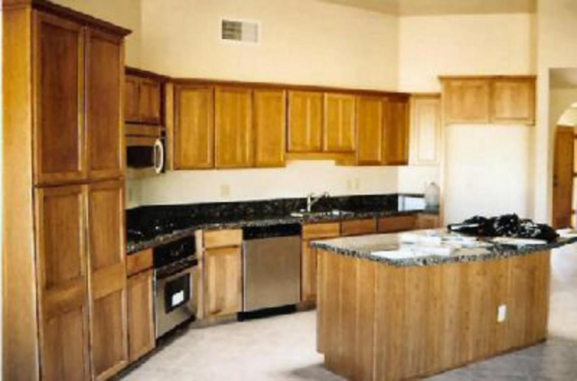 11245 Edison St, Tucson, AZ 85749 photo 3
