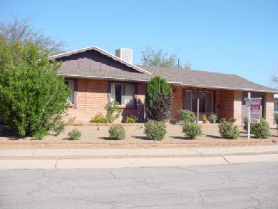 8651 E 28th Pl, Tucson, AZ 85710 photo 10