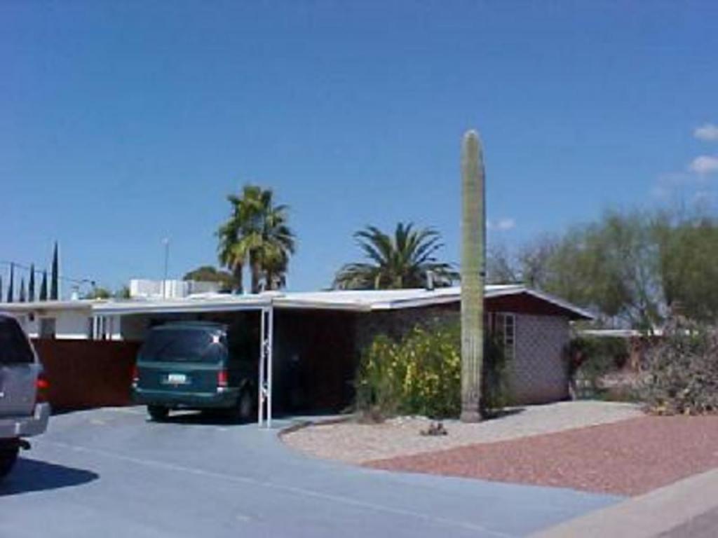 6232 E Oak St, Tucson, AZ 85711 photo 9