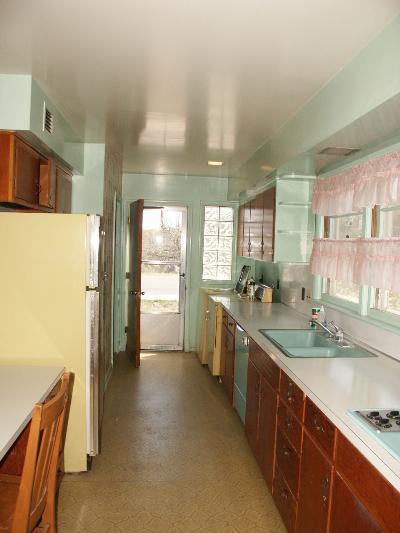 119 W Silverwood Ln, Benson, AZ 85602 photo 3