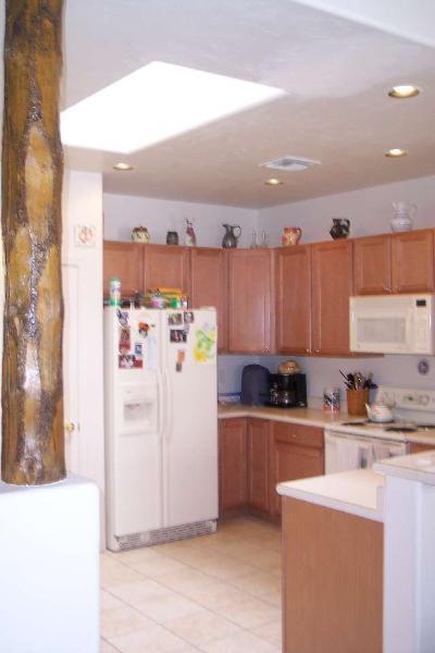 7660 E Sierra Park Loop, Tucson, AZ 85710 photo 2
