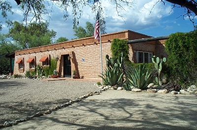 8801 E Bears Path Rd, Tucson, AZ 85749 photo 1