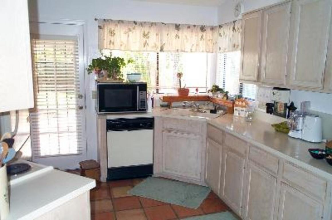 9990 E Gray Hawk Dr, Tucson, AZ 85730 photo 3