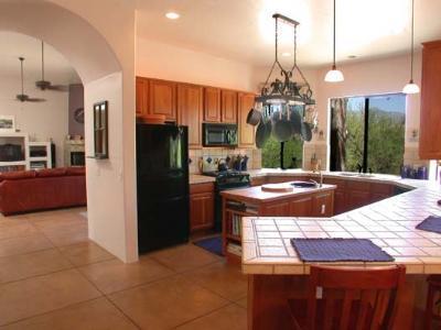 9846 E Forest Grove Loop, Tucson, AZ 85749 photo 6
