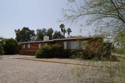 5210 E Baker St, Tucson, AZ 85711 photo 2