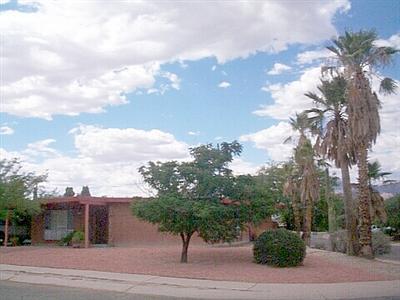 8149 E Baker Dr, Tucson, AZ 85710 photo 1