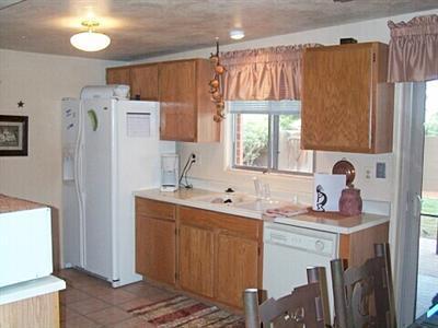 8149 E Baker Dr, Tucson, AZ 85710 photo 5