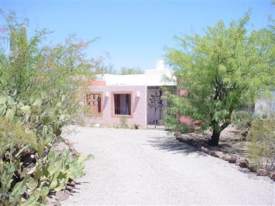 1651 E Lind Rd, Tucson, AZ 85719 photo 1