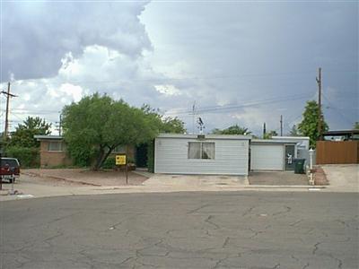 8634 E 3rd St, Tucson, AZ 85710 photo 2