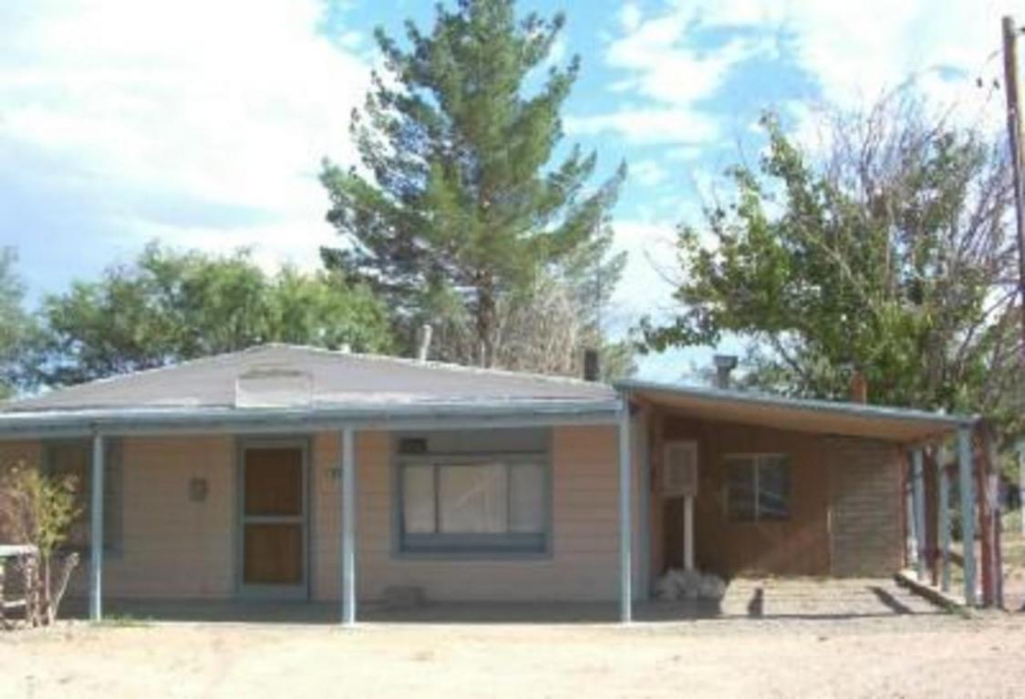 950 E Heartleaf Ln, Benson, AZ 85602 photo 1