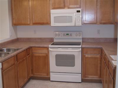 7737 E Roget Dr, Tucson, AZ 85710 photo 2