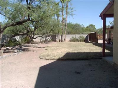 2251 E Kleindale Rd, Tucson, AZ 85719 photo 8
