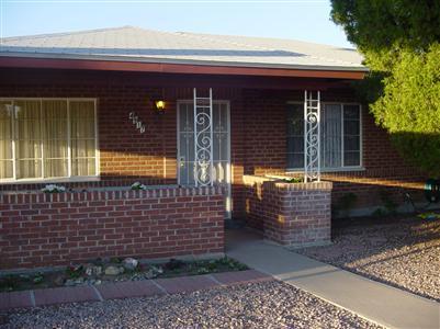 4917 E Timrod St, Tucson, AZ 85711 photo 2