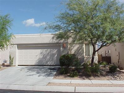 7371 E Calle Nostalgico, Tucson, AZ 85715 photo 2