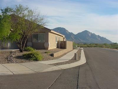 2538 E Chisel Ct, Oro Valley, AZ 85737 photo 2