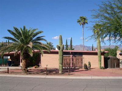 7625 E Hampton Pl, Tucson, AZ 85715 photo 1