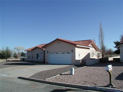 1036 E Geneva St, Pearce, AZ 85625 photo 1