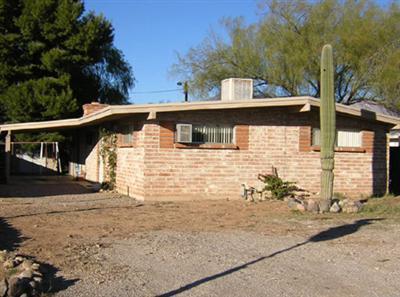 1901 E Lind Rd, Tucson, AZ 85719 photo 1