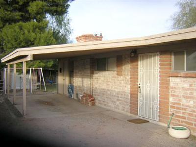 1901 E Lind Rd, Tucson, AZ 85719 photo 2