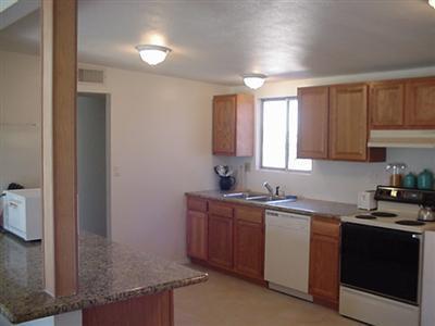 7910 E 19th Pl, Tucson, AZ 85710 photo 2