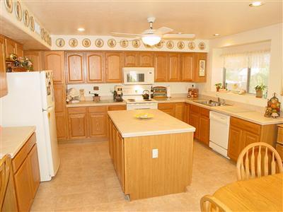 7803 E Whileaway Pl, Tucson, AZ 85750 photo 5