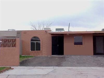 5572 S Holladay Dr, Tucson, AZ 85706 photo 1