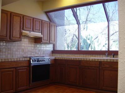 2000 E Prince Rd, Tucson, AZ 85719 photo 2