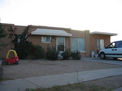 1902 E Wedwick St, Tucson, AZ 85706 photo 1