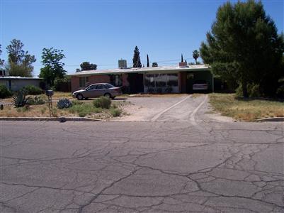 5204 E 19th St, Tucson, AZ 85711 photo 1