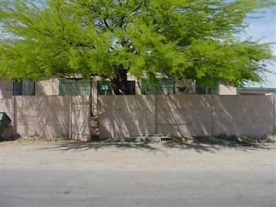 371 E Thoroughbred St, Tucson, AZ 85706 photo 1
