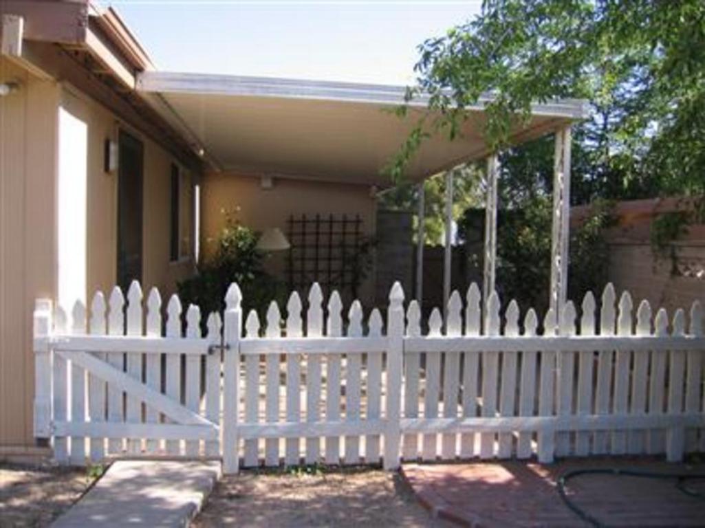 8132 E 3rd St, Tucson, AZ 85710 photo 2