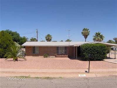 6175 E Adobe Pl N, Tucson, AZ 85712 photo 1