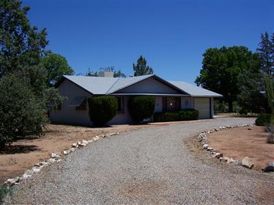 1009 E Christmas Tree Ln, Pearce, AZ 85625 photo 1