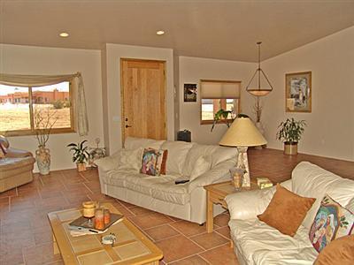 330 N Solar Dr, Vail, AZ 85641 photo 3