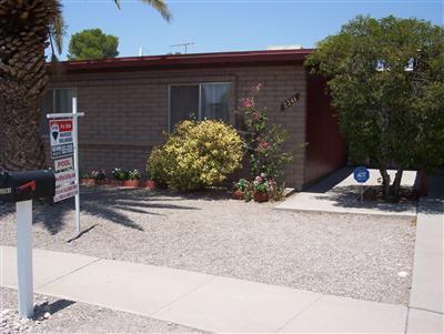 2241 E Pine St, Tucson, AZ 85706 photo 1