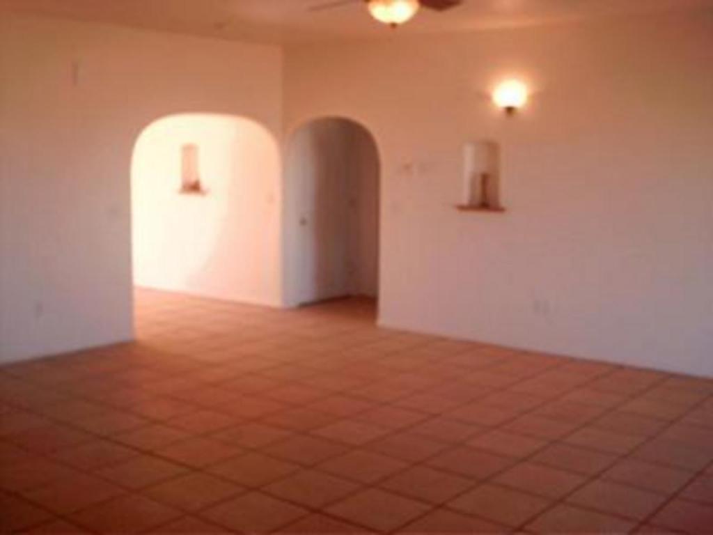 466 W Euclid St, Pearce, AZ 85625 photo 4