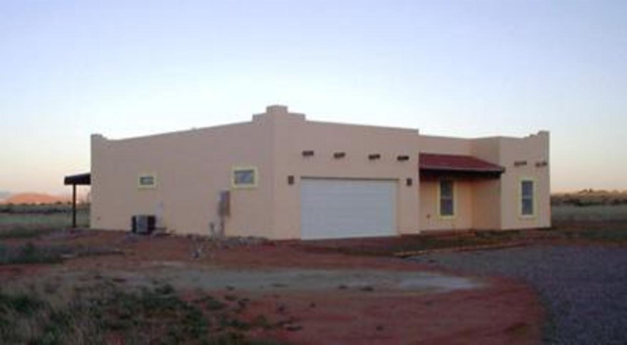 466 W Euclid St, Pearce, AZ 85625 photo 2