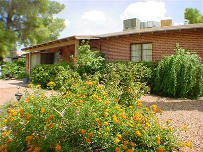 5732 E 2nd St, Tucson, AZ 85711 photo 1